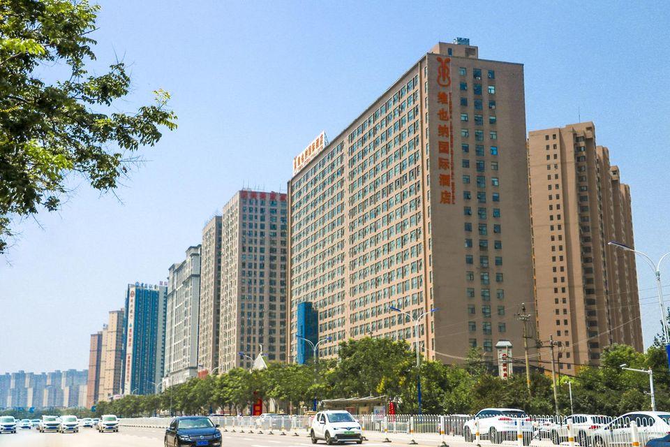 Vienna International Hotel (Zhumadian Huayuan Xuefu) 6/37
