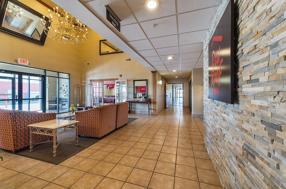Red Roof Inn St Louis - Troy, IL 3/47