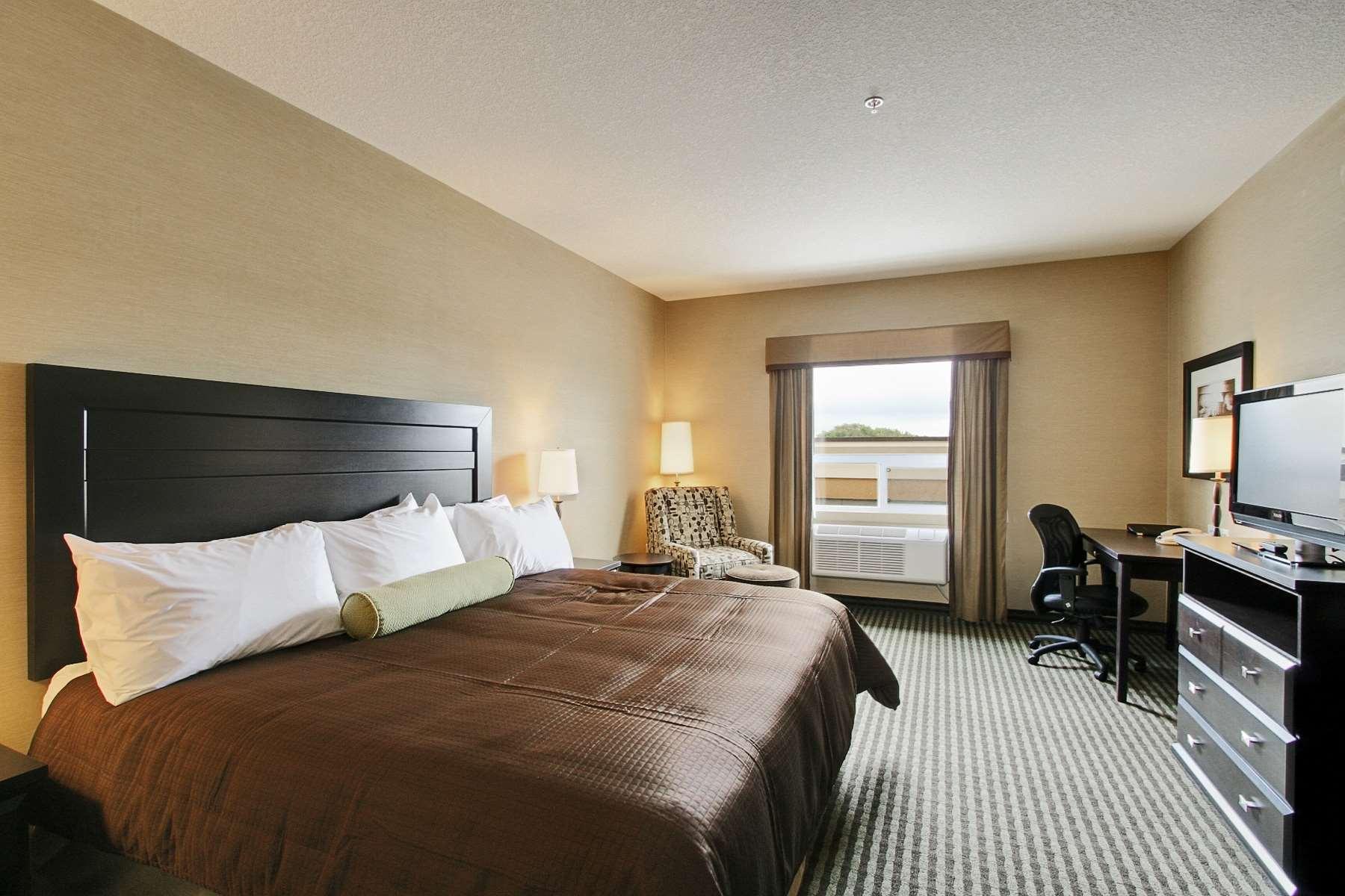 Room, Double Bed