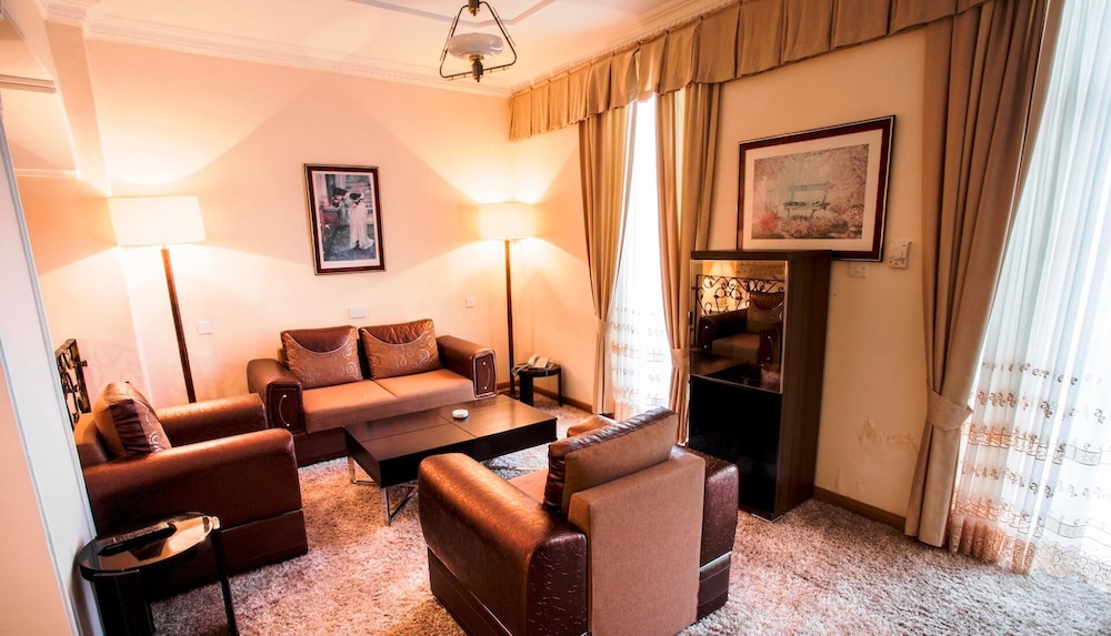 Dome Hotel 22/50