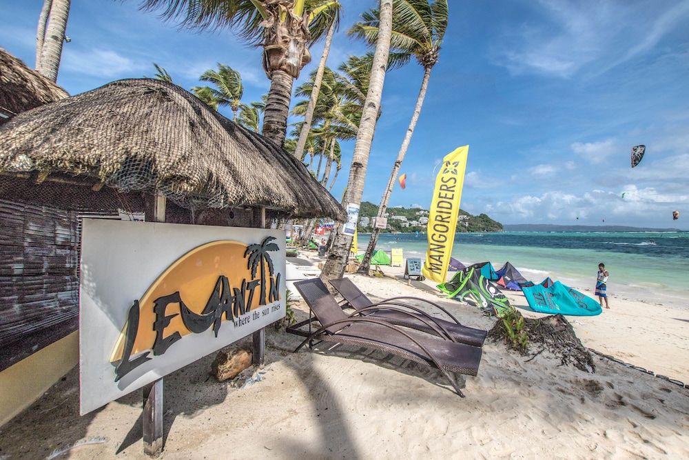 Levantin Boracay 54/59