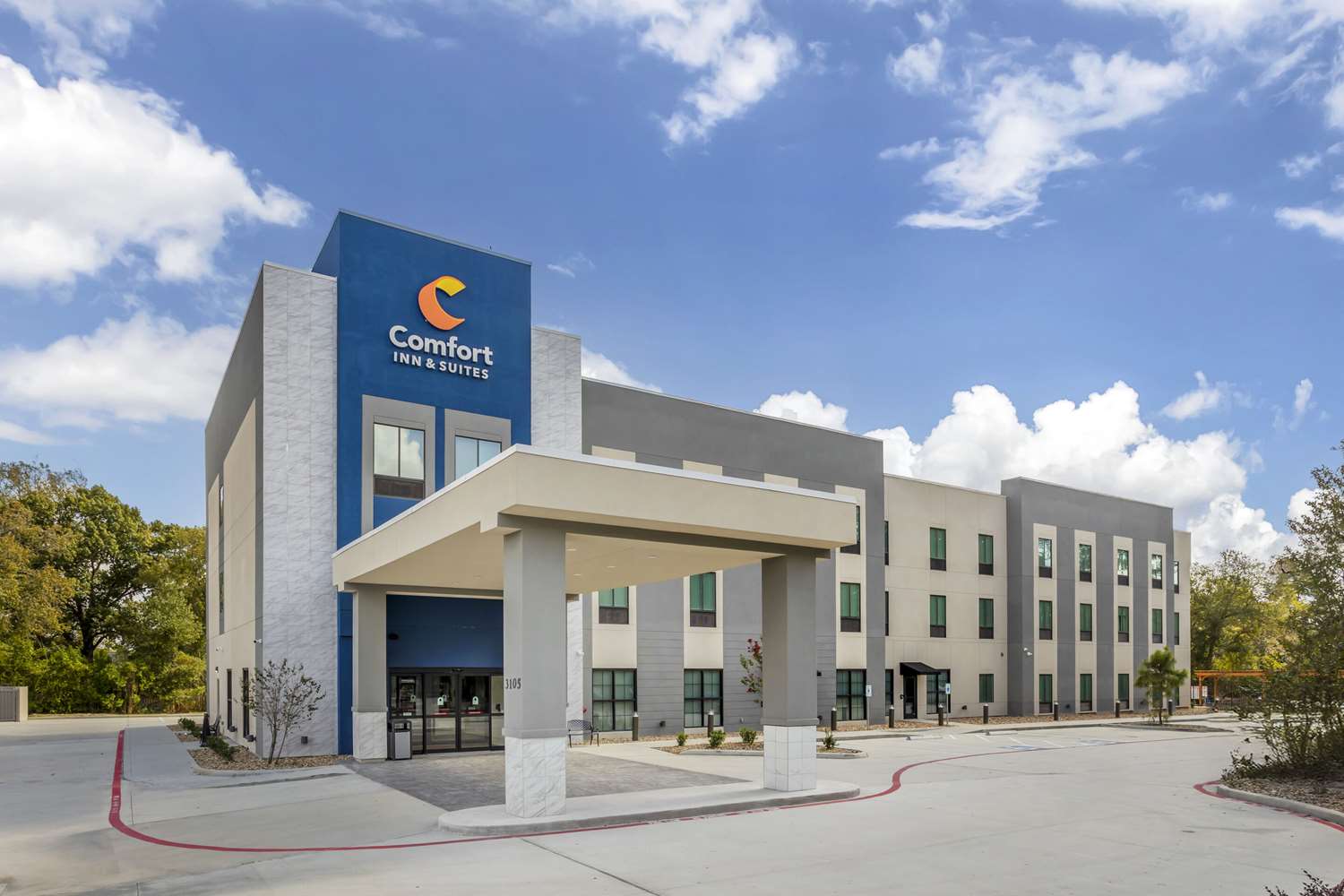 Comfort Inn & Suites Huntsville Near University 20/22