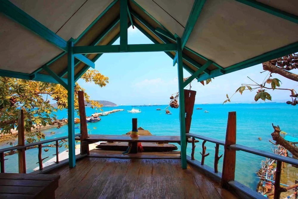 Rimtalay Resort Koh-Sichang 40/70