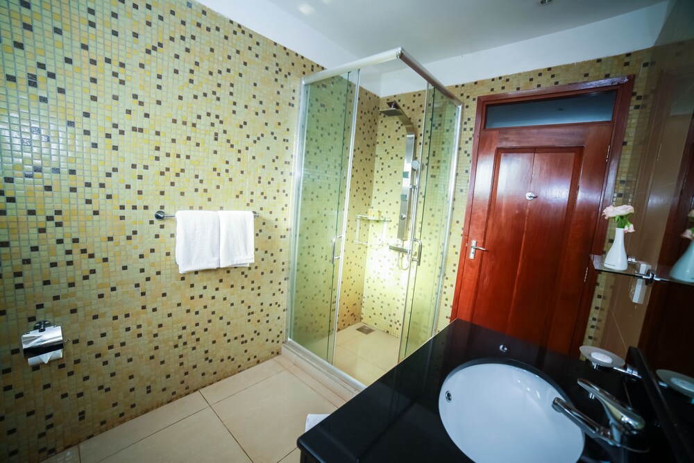 Bukoto Heights Apartments 72/73