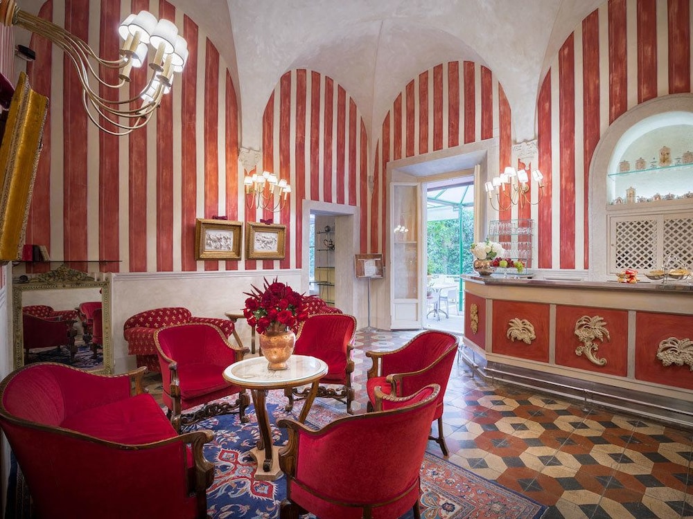 Palazzo Dal Borgo 54/58