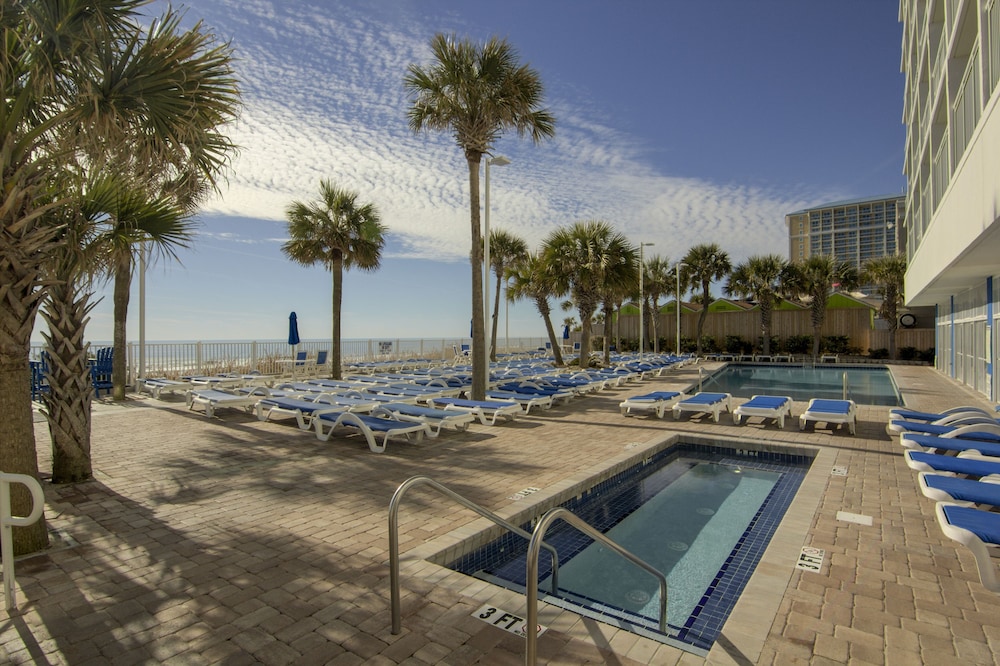 Sandy Beach Oceanfront Resort 20/50