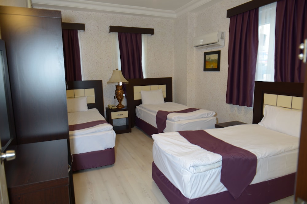 Kucuk Velic Hotel 24/71