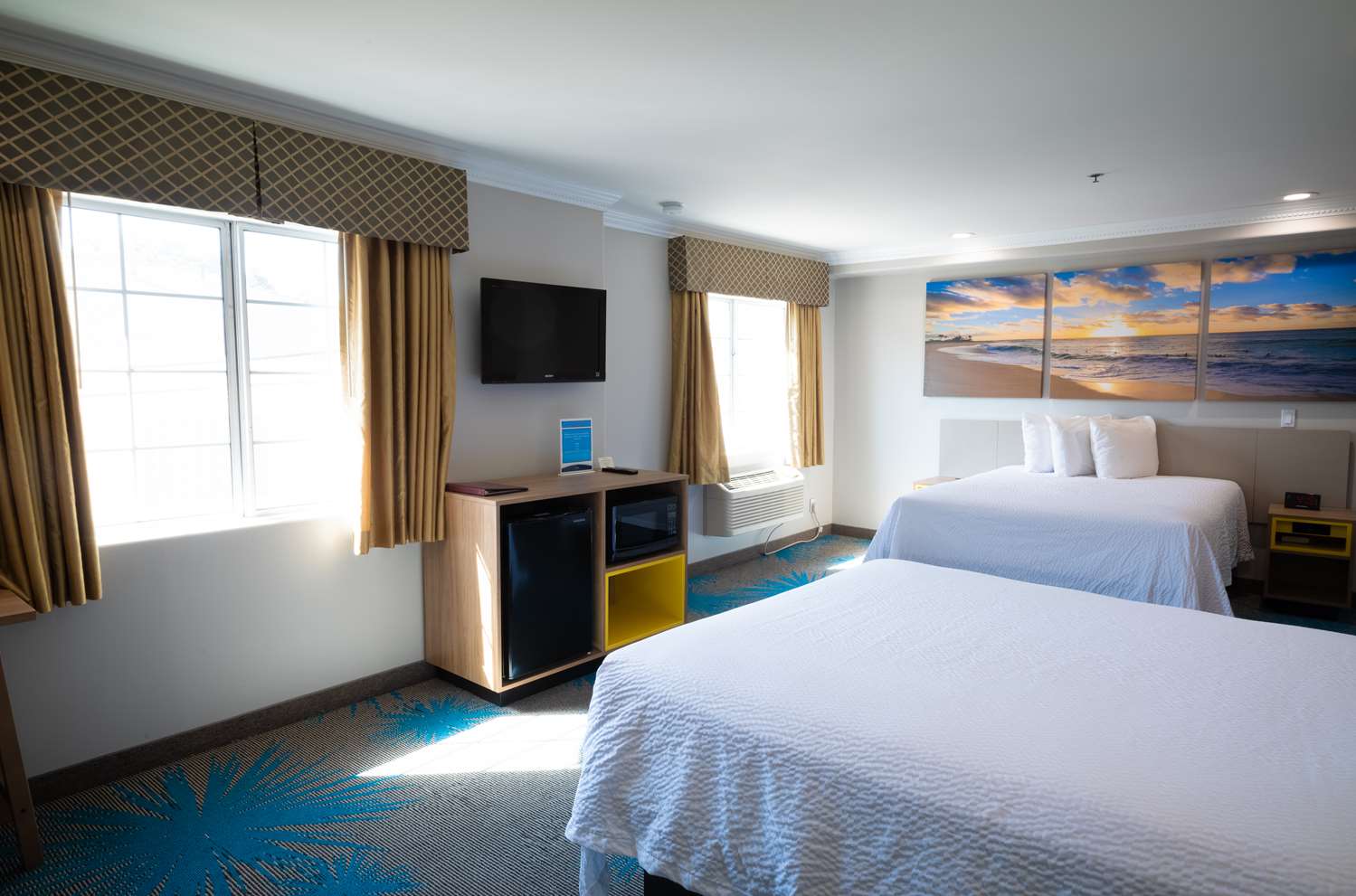 Days Inn by Wyndham Santa Monica 16/45