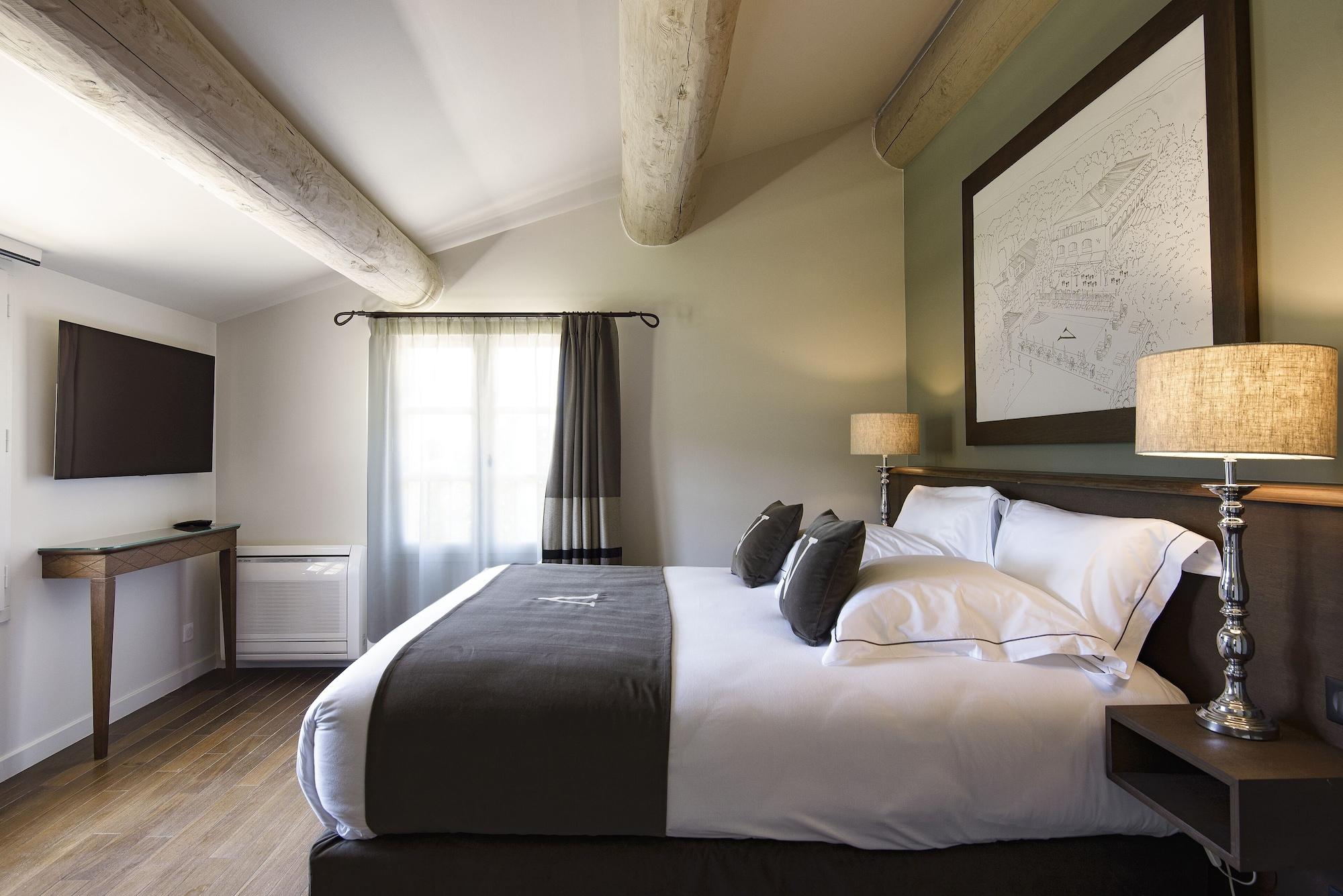 3 Rooms, Garden, Villa, Private Pool