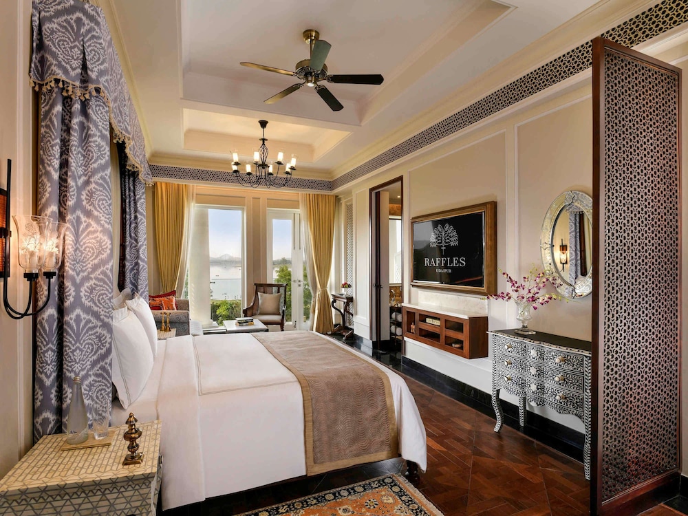 SIGNATURE, FLAMINGO, TWIN BEDS, BALCONY