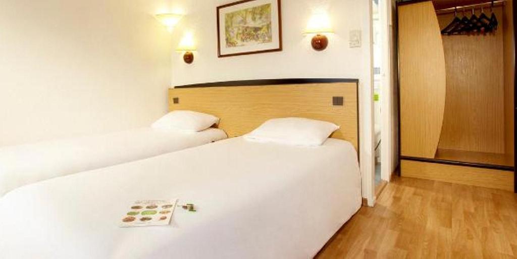 Travelodge Washington A1 (M) Northbound 6/15