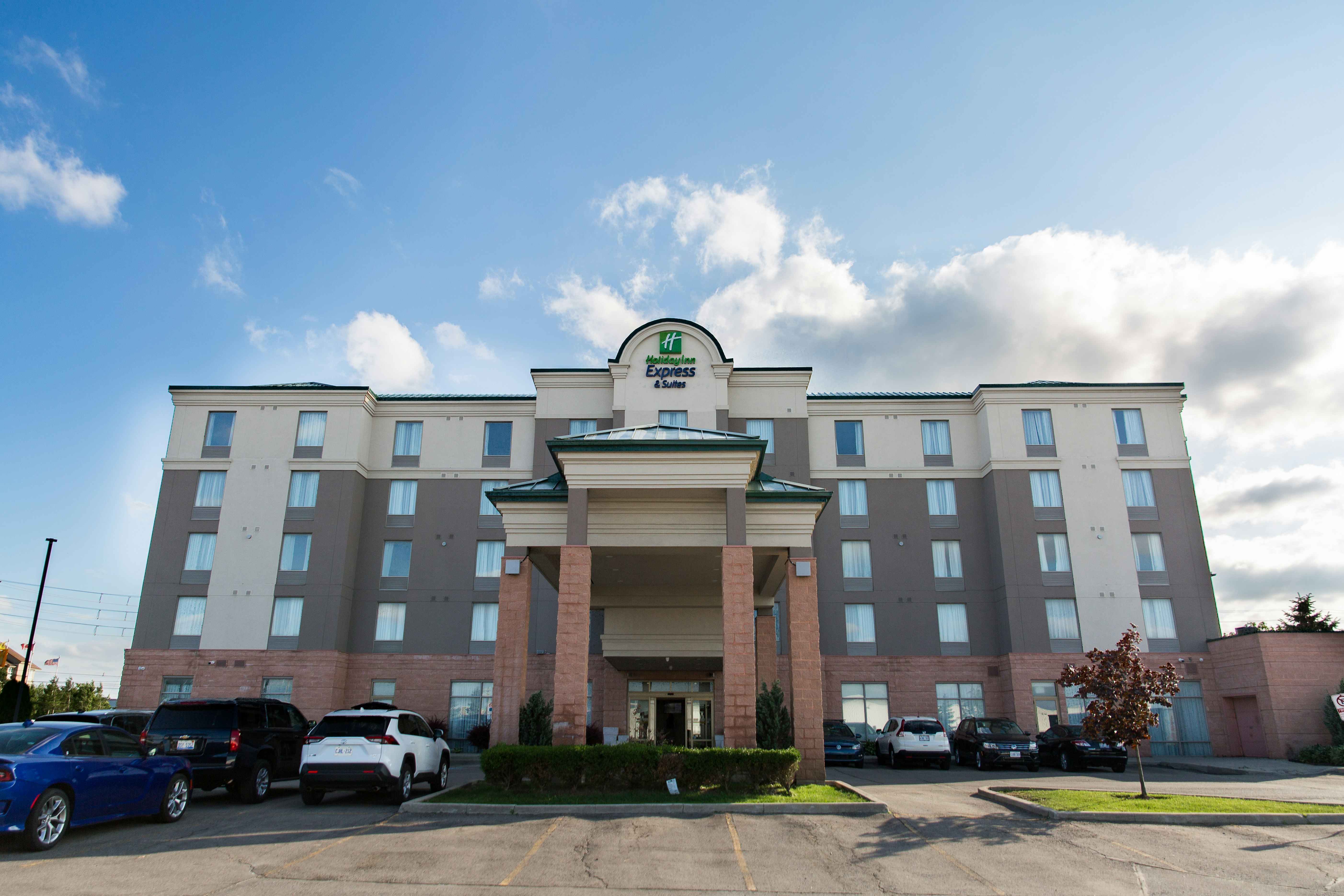Holiday Inn Express Hotel And Suites Brampton 47/47