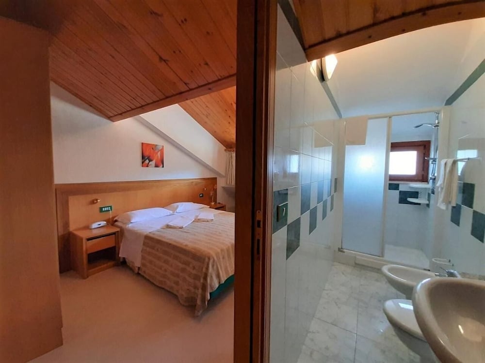 HOTEL ORSO BIANCO 21/73