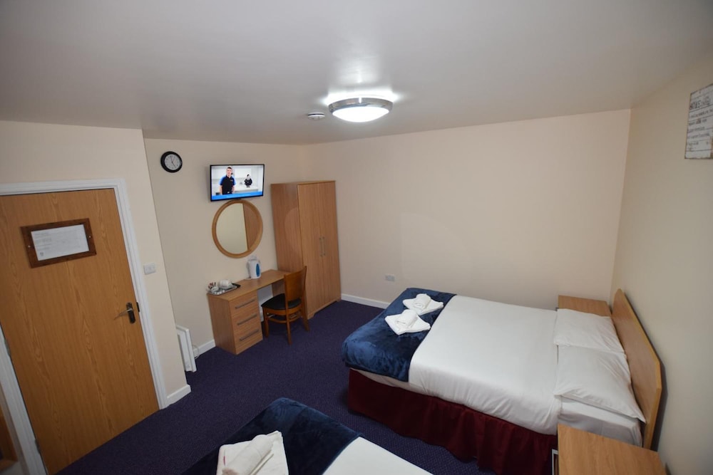 Woodlands Lodge Ilford 11/50
