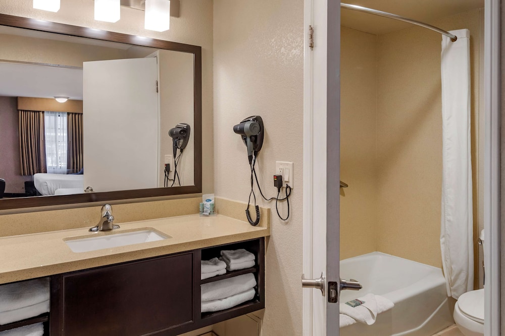Best Western Country Inn 18/41