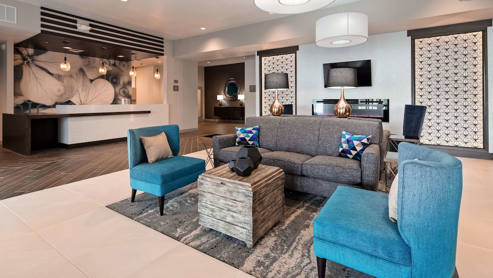 Best Western Plus Parkside Inn & Suites 26/39