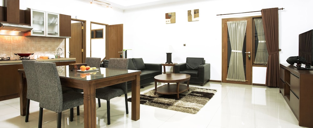 KULDESAK VILLAS BANDUNG 59/74