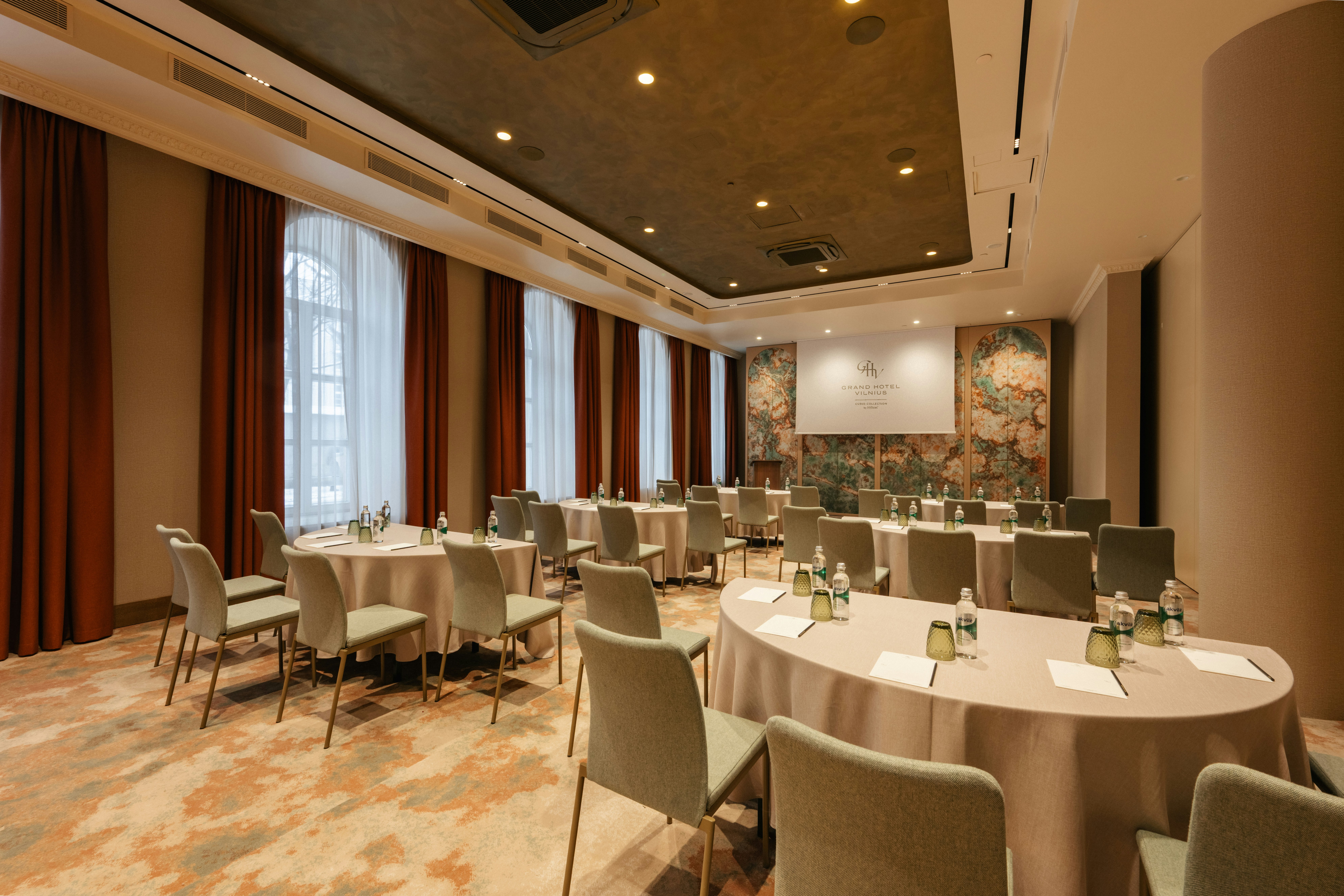 Grand Hotel Vilnius, Curio Collection by Hilton 43/47