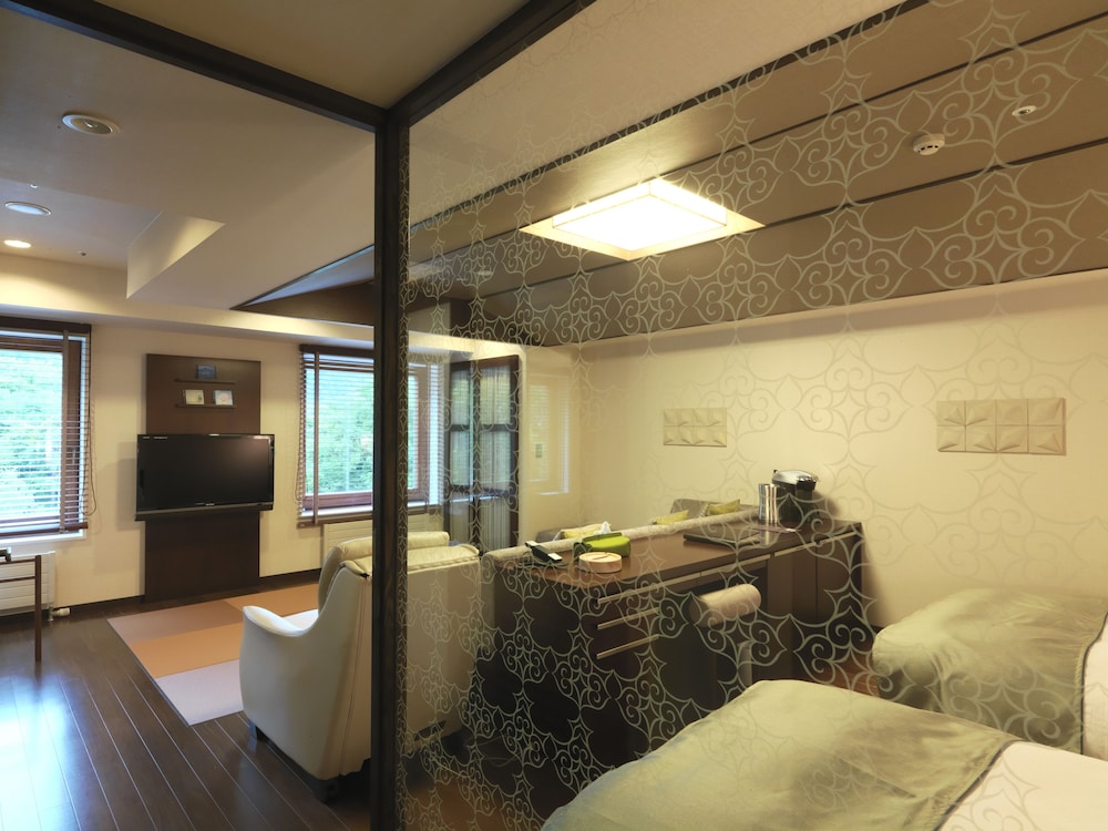Jozankei Tsuruga Resort Spa MORI no UTA 65/74