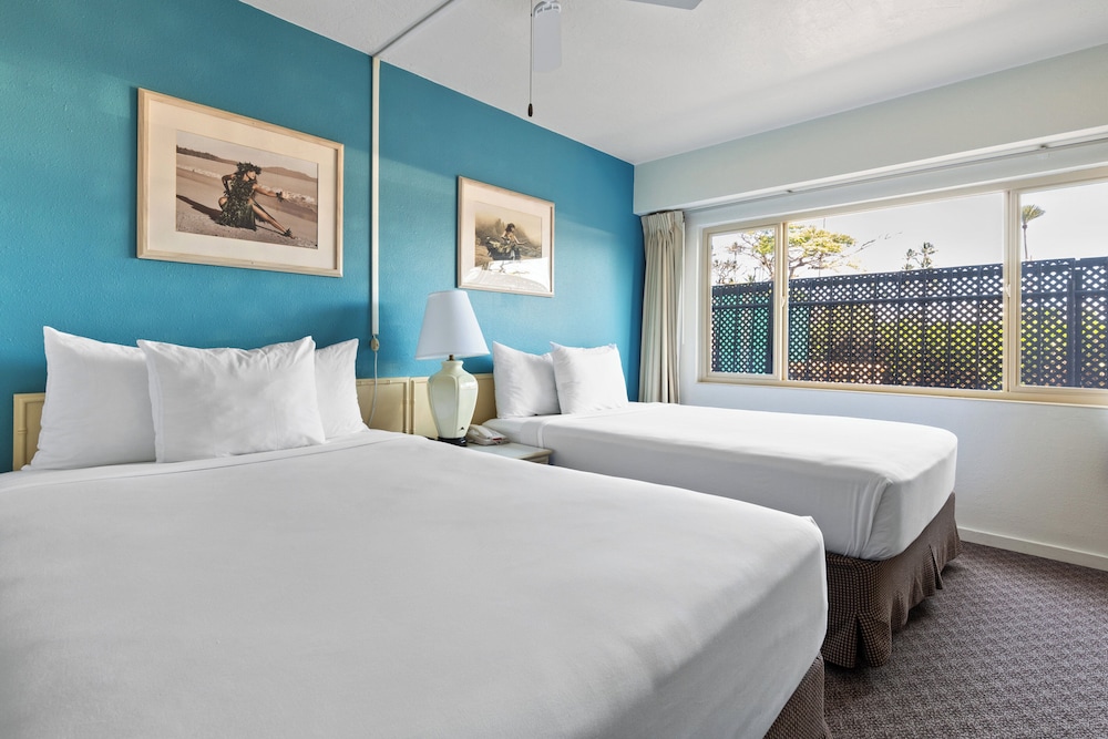 STANDARD, 2 DOUBLE BEDS