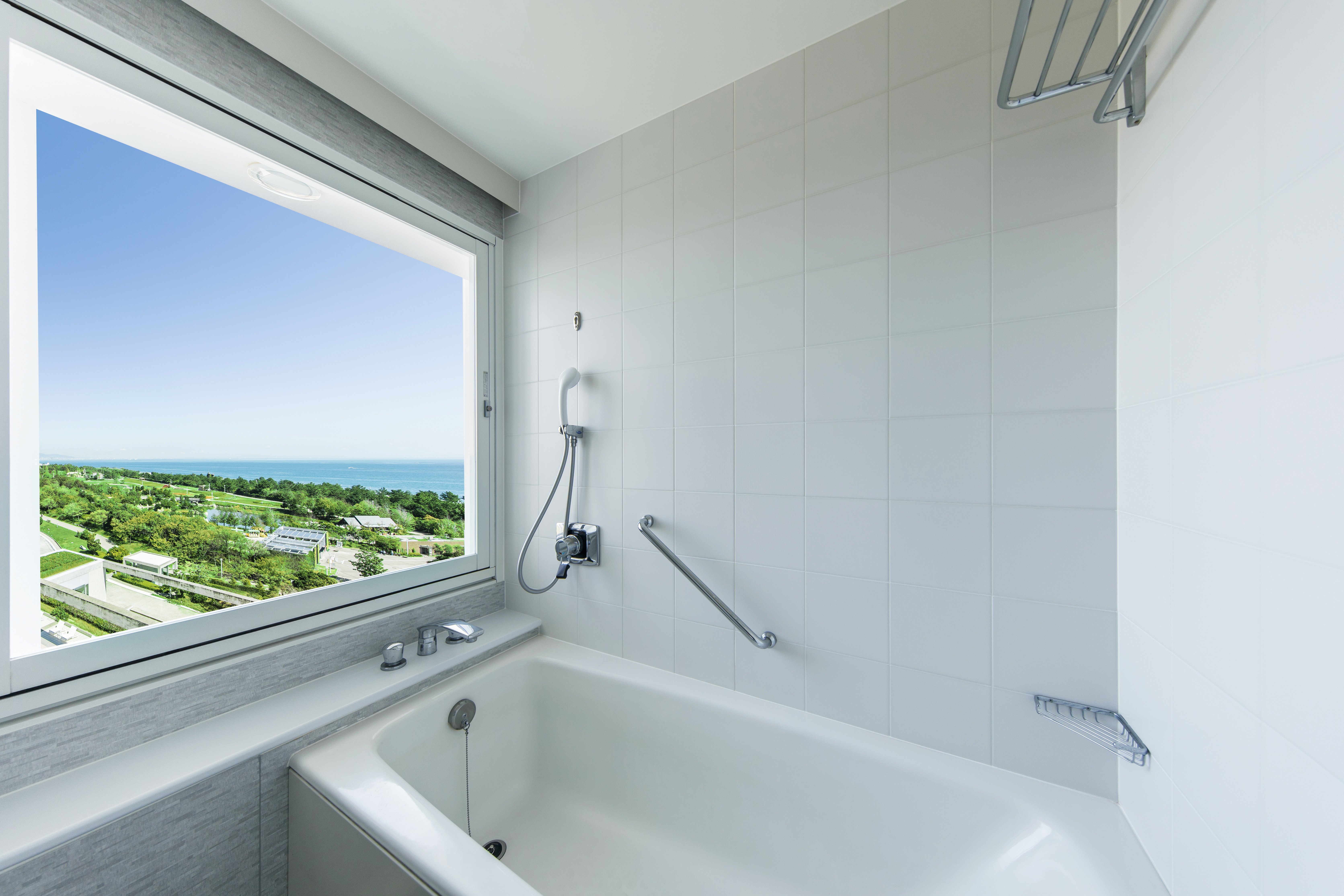 Grand Nikko Awaji (ex The Westin Awaji Island Resort & Conference Center) 50/50