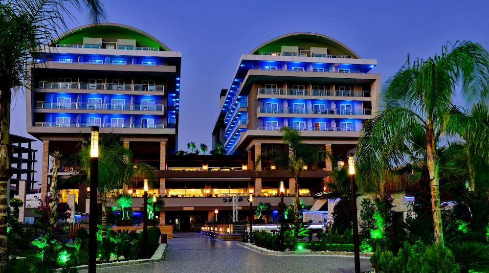 Adenya Hotels and Resort 6/69