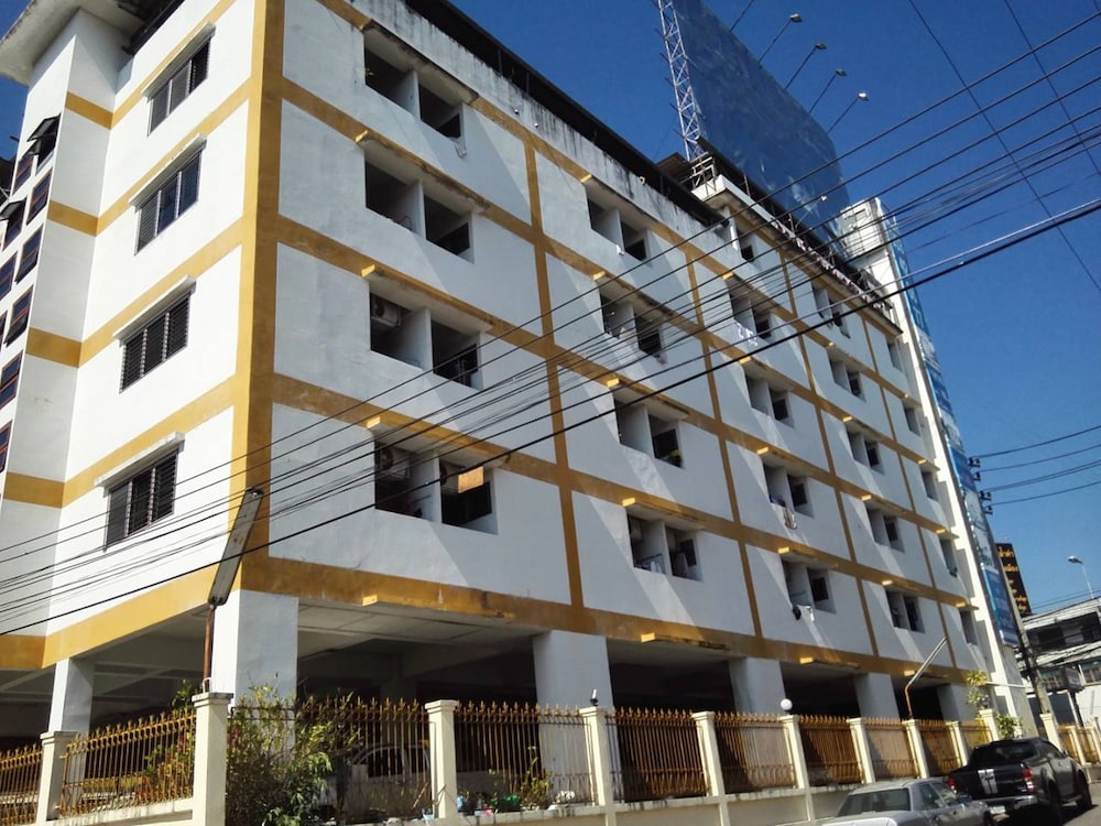 Duangdren Place 6/50