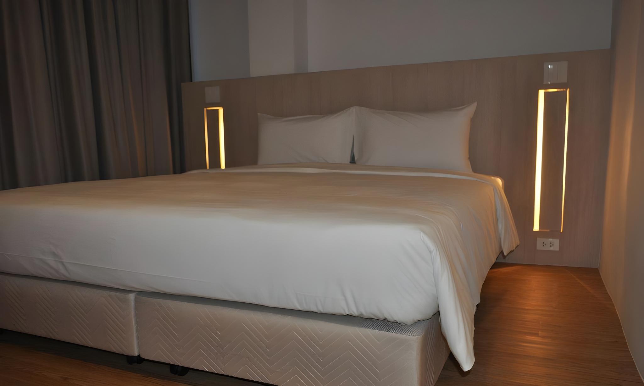 PREMIER, DOUBLE BED