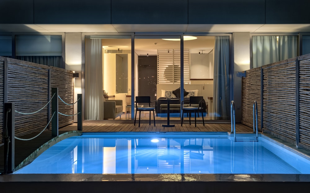 Cape Bodrum Luxury Hotel Beach 37/79
