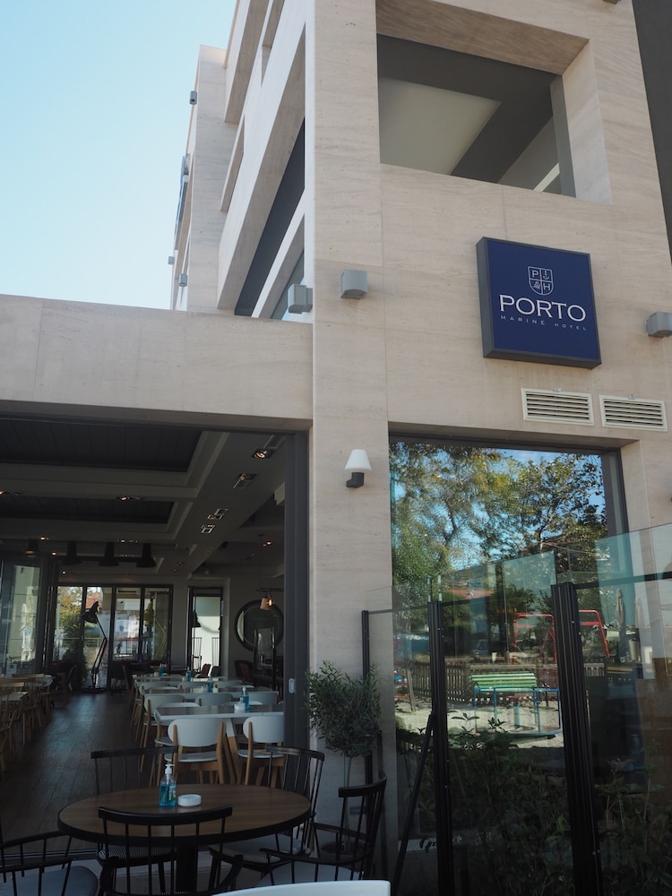Porto Marine Hotel 6/64