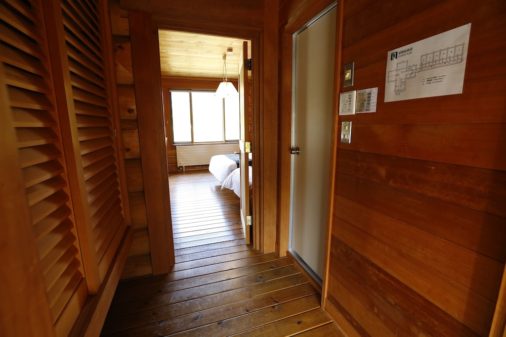 Reposer Hakuba 34/72