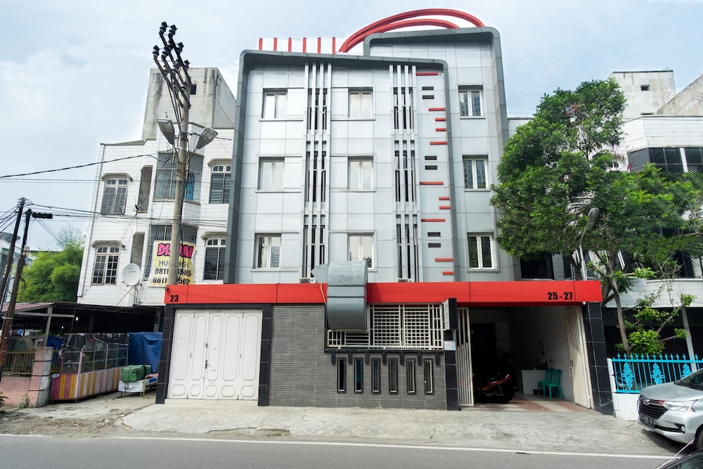 OYO 279 Deli Homestay 1/20