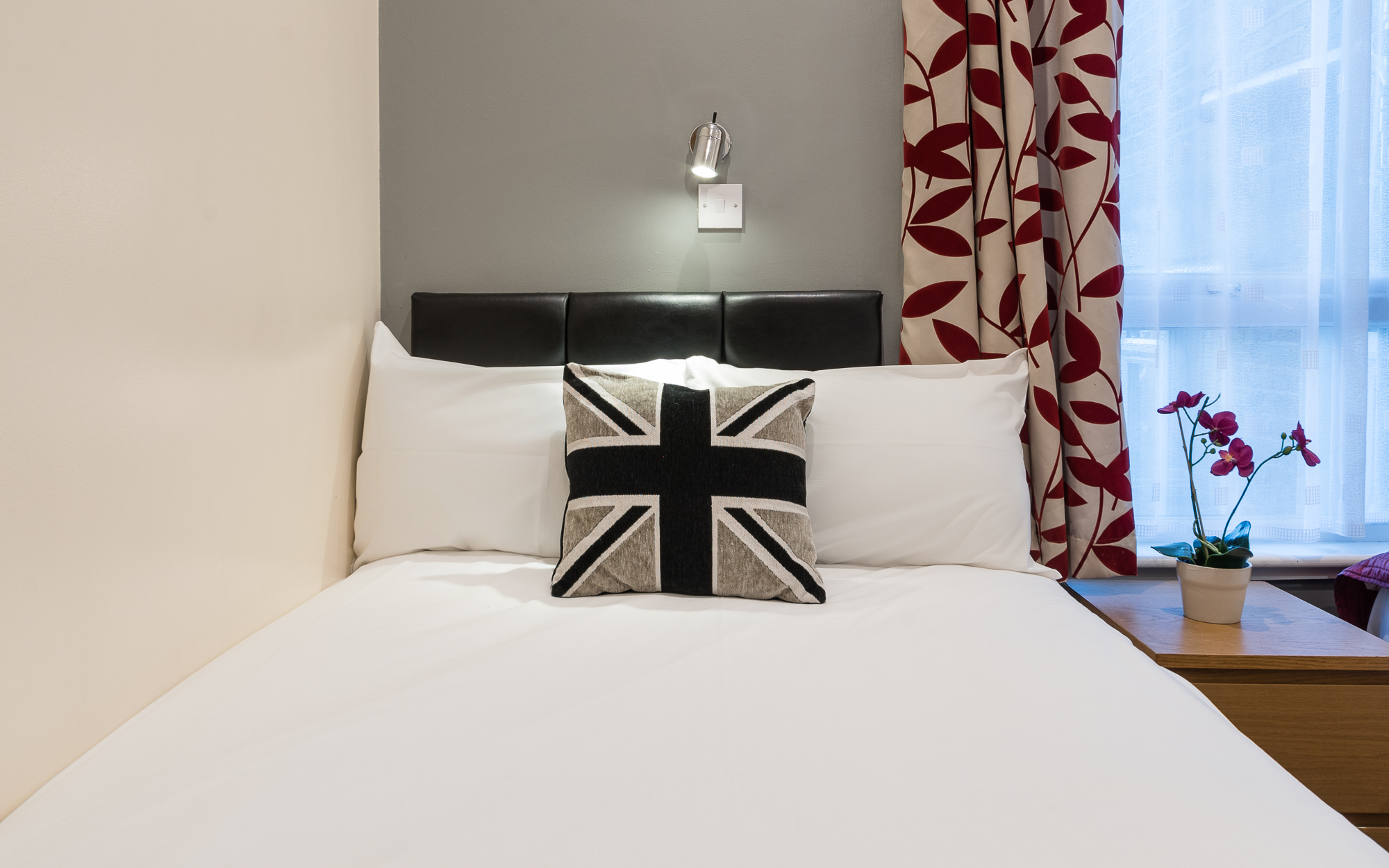 Saba Hotel London 34/45