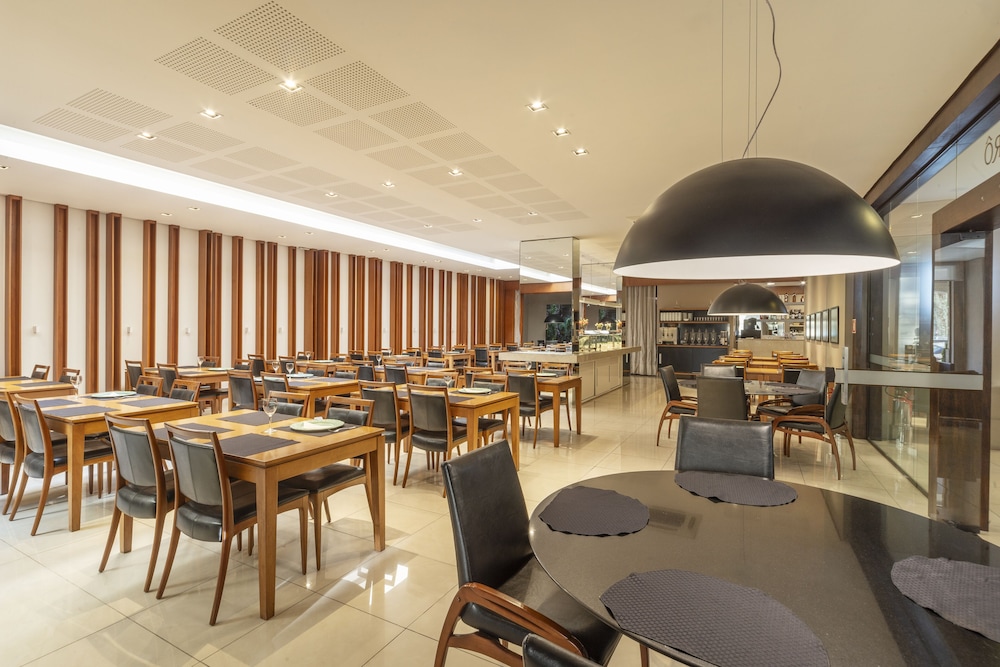 Hotel Laghetto Villa Moura 36/50