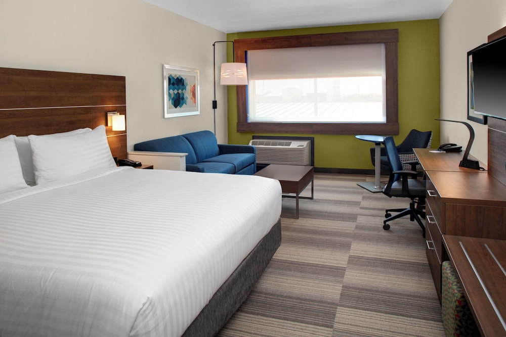 Holiday Inn Express Suites Houston Nw Cypress Grand Pky 18/63