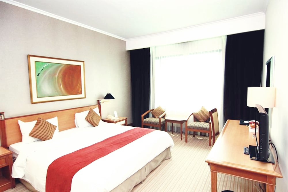Menara Peninsula Hotel 16/46