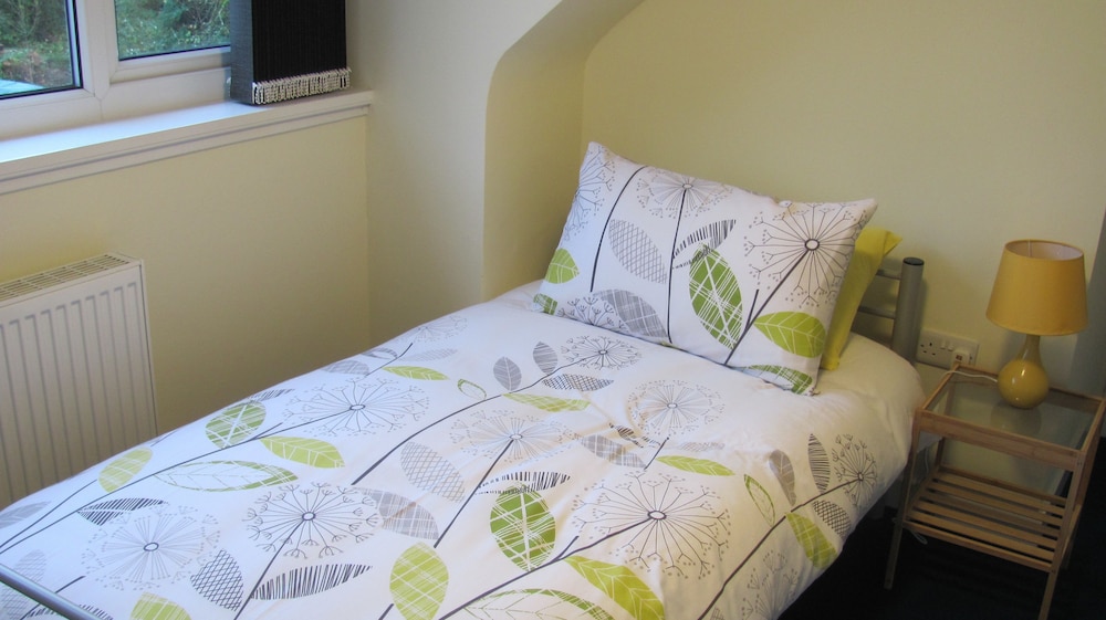 Barholm Accommodation 8/30