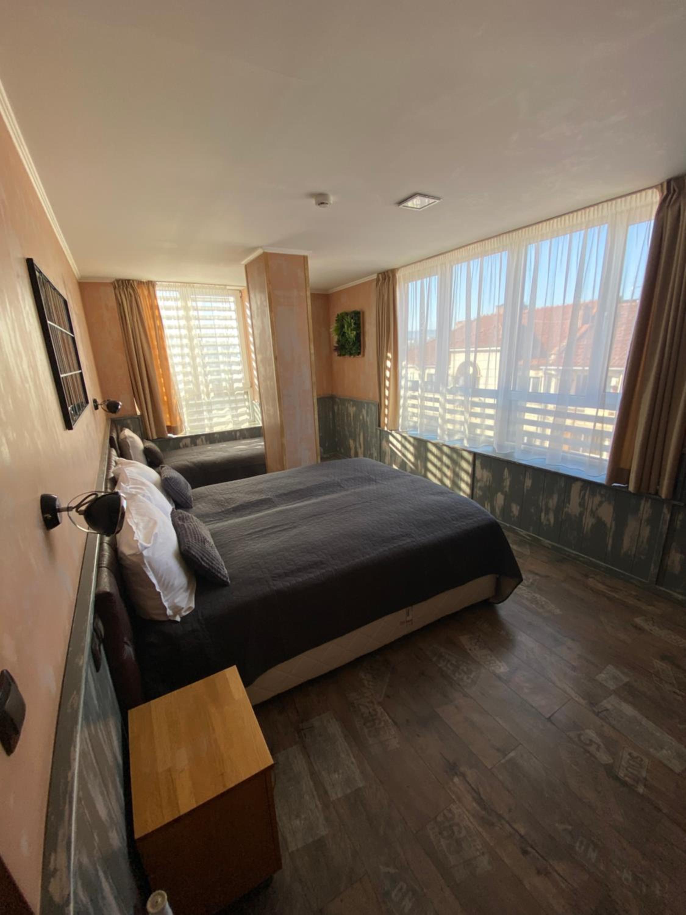 City Hotel 14/50