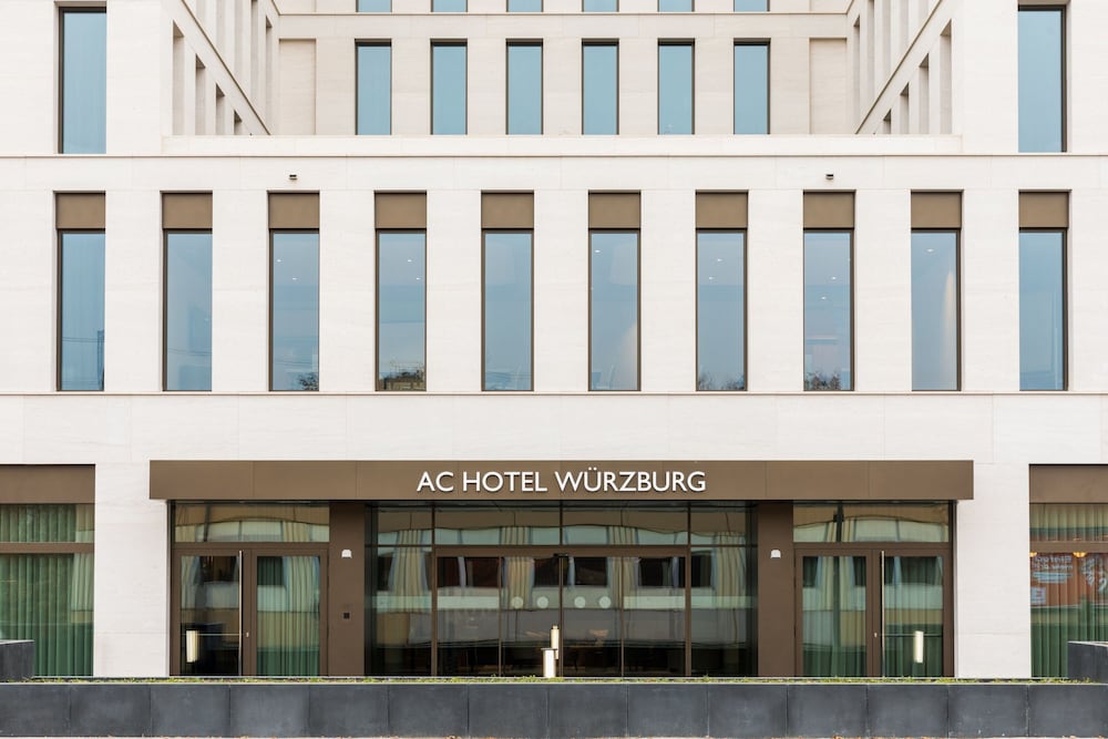 AC Hotel by Marriott Wuerzburg 1/43