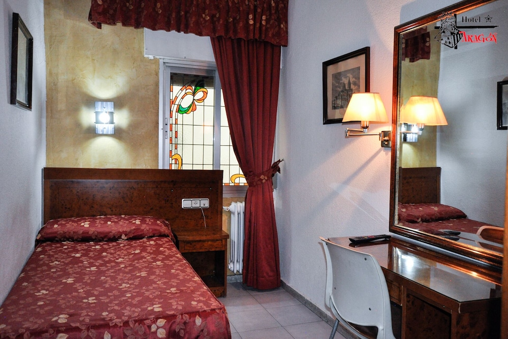 Hotel Aragon 38/57