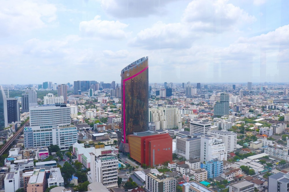 The Quarter Hotel Ari 44/50