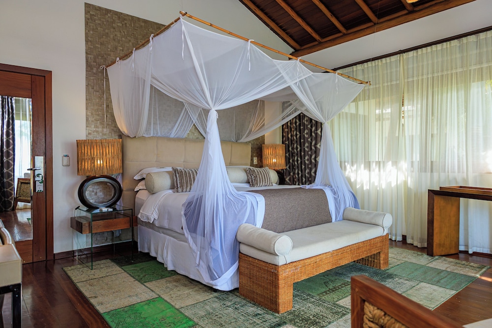 Suite, Villa, King Bed, Sea Front