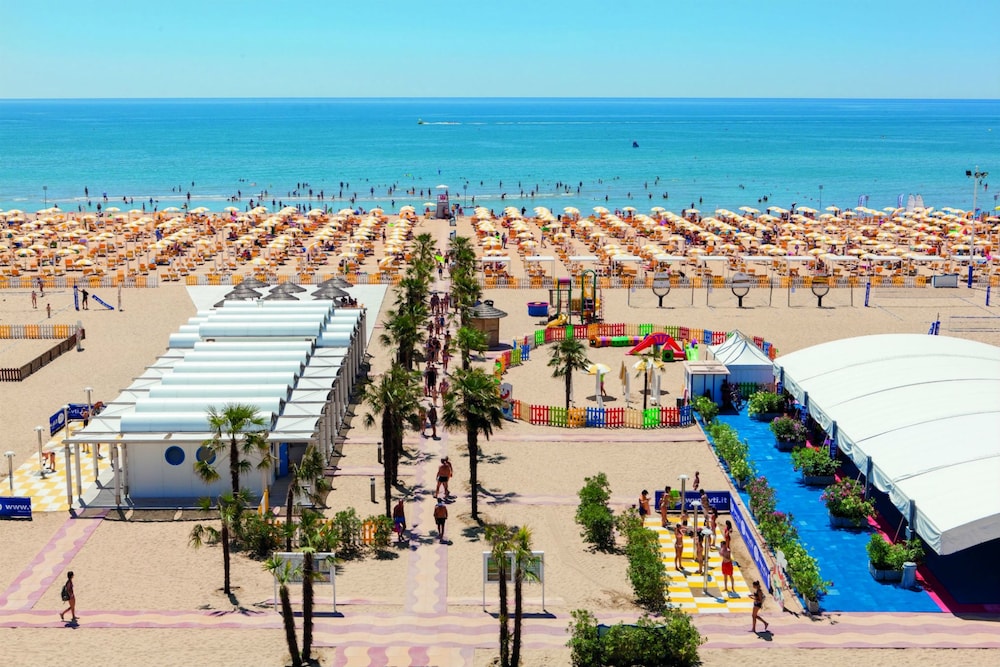 Villaggio Turistico Internazionale 44/50