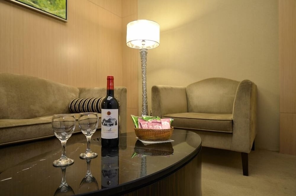 EVER DELIGHTFUL BUSINESS HOTEL 48/61