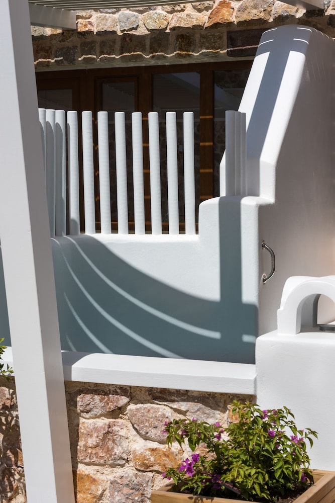 Marvarit Suites 4/50