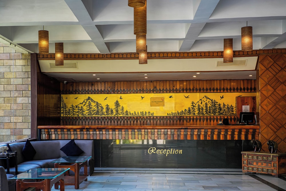 Golden Tulip Manali 2/92