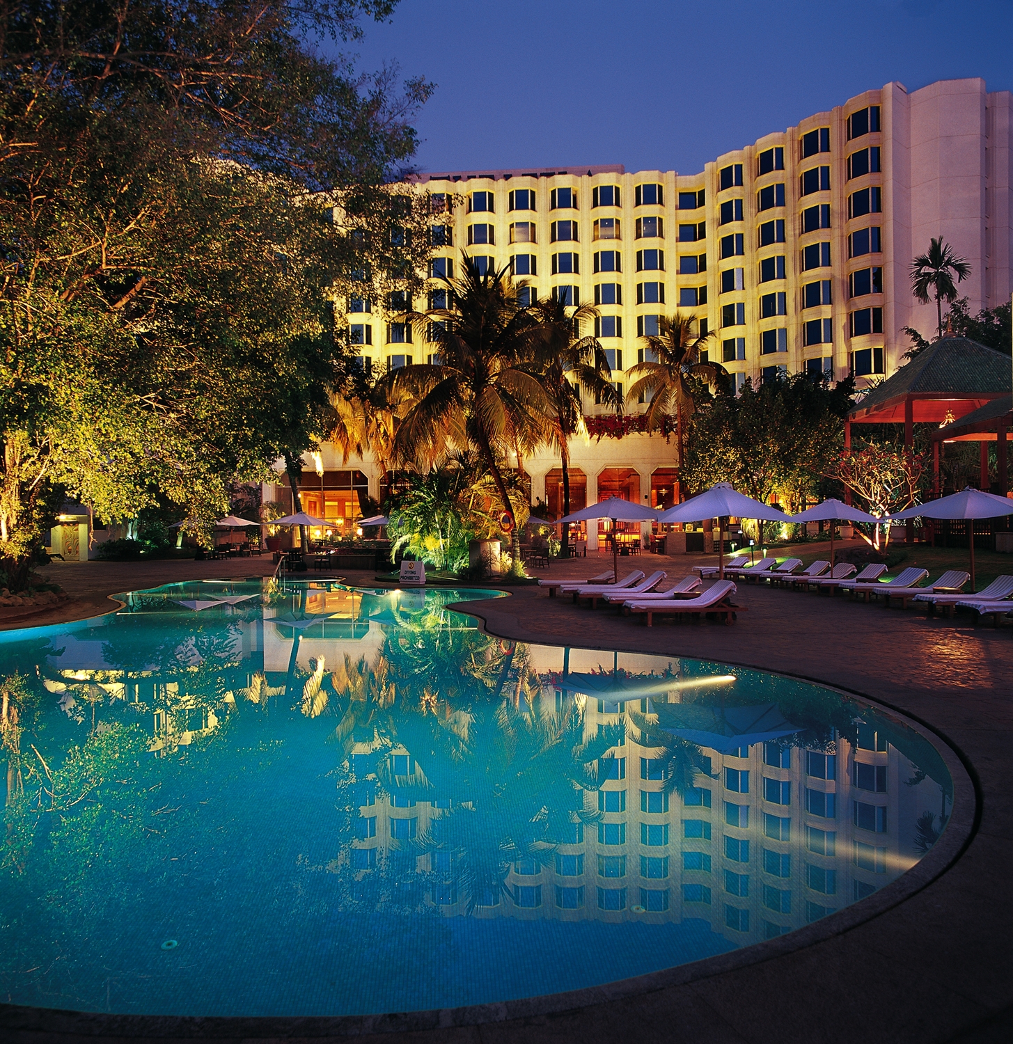 The Leela Mumbai - Resort Style Business Hotel 4/44
