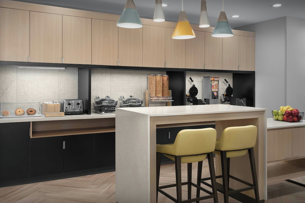 TownePlace Suites by Marriott Fort Myers Gulf Coast 25/35