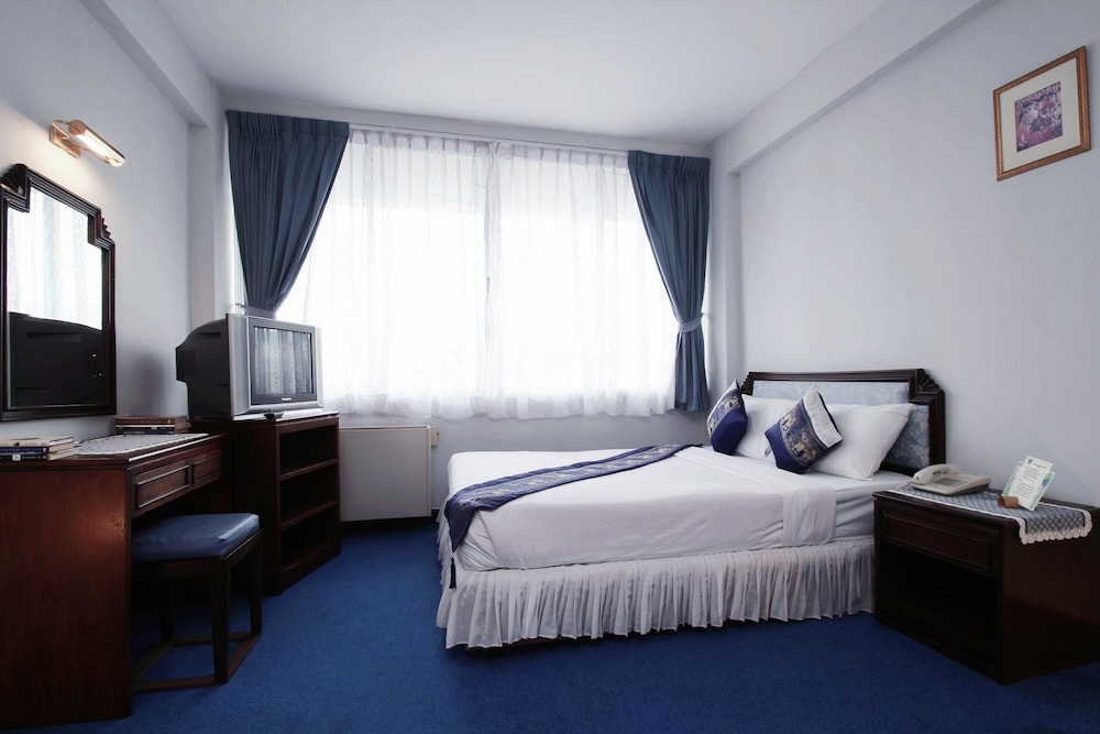 YMCA International Hotel 31/63