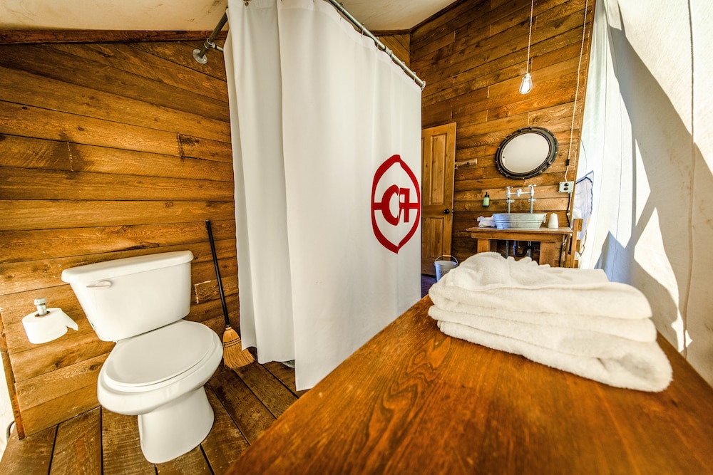 Conestoga Ranch Glamping Resort 100/100